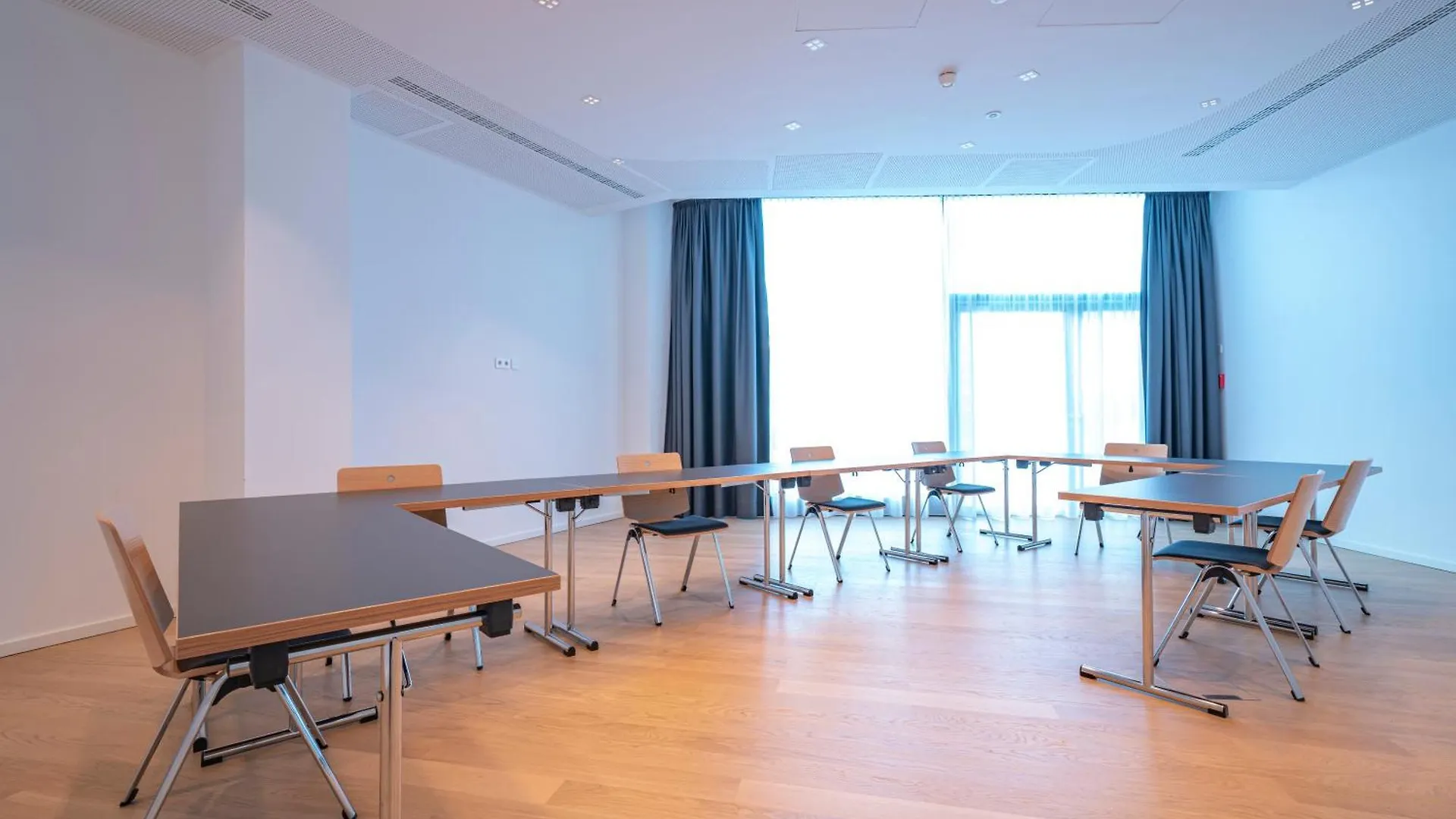 Roomz Hotel & Conference Center Vienna Prater 4*,  Austria