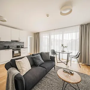 Apart-hotel Arbio I Liv's Place Lux
