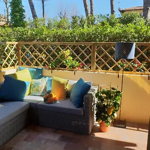 Versilia , Forte dei Marmi Italia
