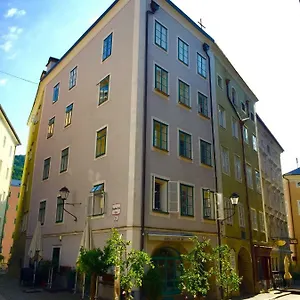 Mozart - House , Salzburgo Austria