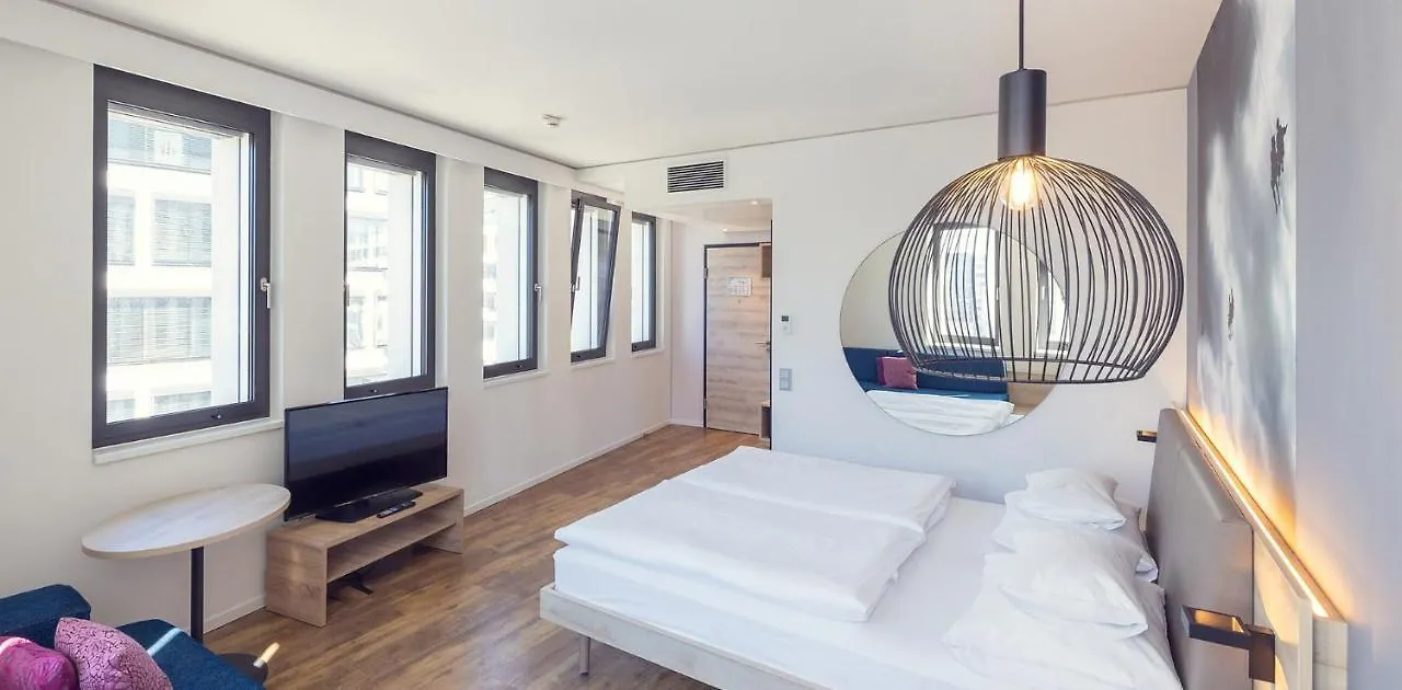 Roomz Vienna Prater Hotel